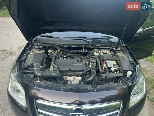 Коричневый Опель Инсигния, объемом двигателя 1.6 л и пробегом 210 тыс. км за 8500 $, фото 17 на Automoto.ua