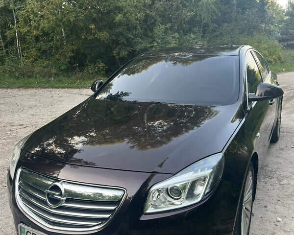 Коричневый Опель Инсигния, объемом двигателя 1.6 л и пробегом 210 тыс. км за 8500 $, фото 5 на Automoto.ua