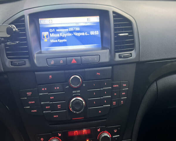 Коричневый Опель Инсигния, объемом двигателя 1.6 л и пробегом 210 тыс. км за 8500 $, фото 31 на Automoto.ua