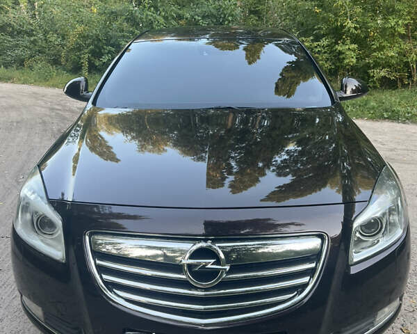 Коричневый Опель Инсигния, объемом двигателя 1.6 л и пробегом 210 тыс. км за 8500 $, фото 1 на Automoto.ua