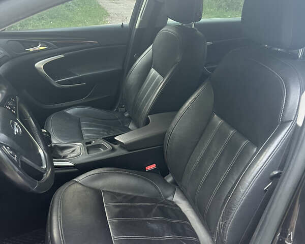 Коричневый Опель Инсигния, объемом двигателя 1.6 л и пробегом 210 тыс. км за 8500 $, фото 13 на Automoto.ua