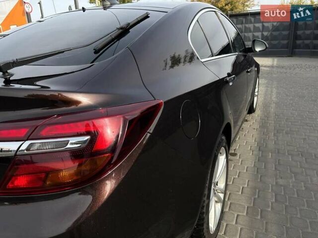 Коричневый Опель Инсигния, объемом двигателя 2 л и пробегом 140 тыс. км за 13800 $, фото 9 на Automoto.ua