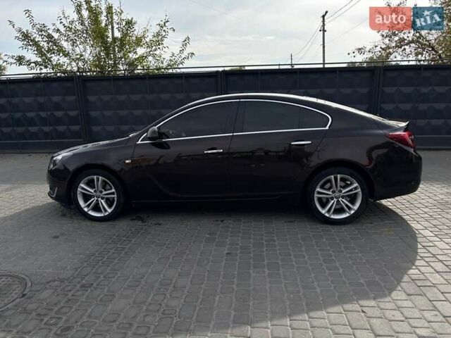 Коричневый Опель Инсигния, объемом двигателя 2 л и пробегом 140 тыс. км за 13800 $, фото 3 на Automoto.ua