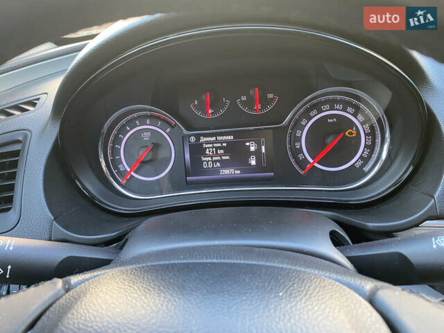 Коричневый Опель Инсигния, объемом двигателя 1.36 л и пробегом 223 тыс. км за 11000 $, фото 13 на Automoto.ua