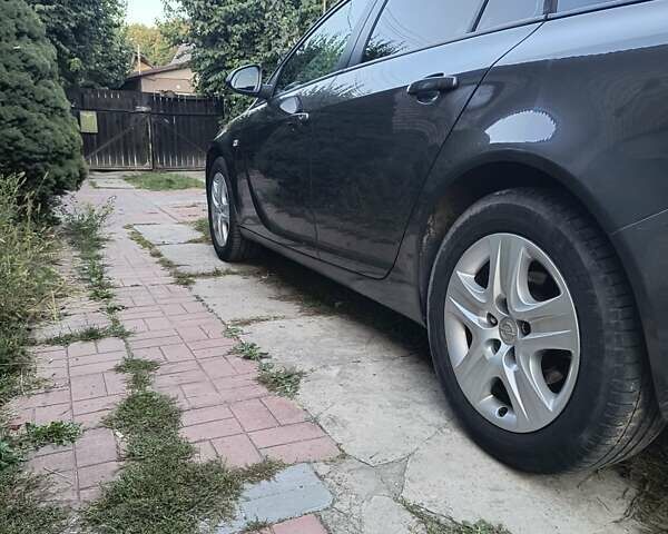 Коричневий Опель Інсігнія, об'ємом двигуна 2 л та пробігом 250 тис. км за 6550 $, фото 7 на Automoto.ua