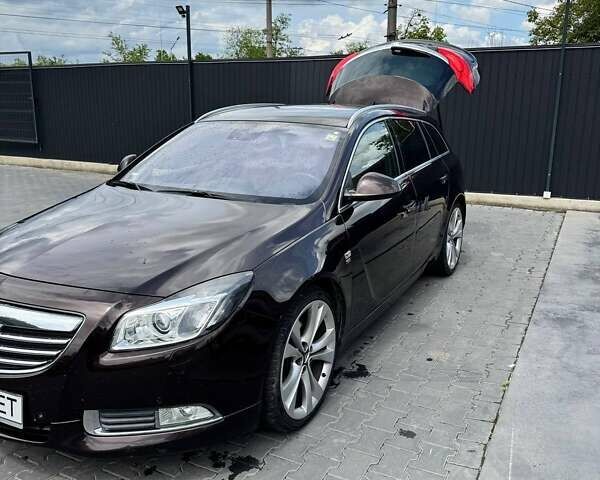 Коричневый Опель Инсигния, объемом двигателя 1.96 л и пробегом 262 тыс. км за 8500 $, фото 4 на Automoto.ua