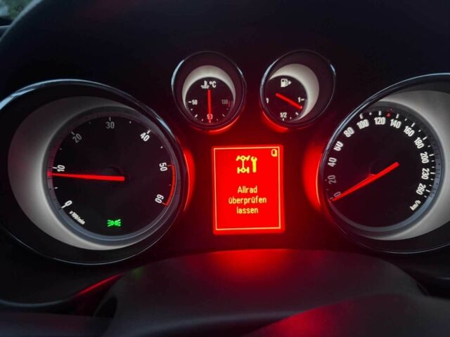 Коричневый Опель Инсигния, объемом двигателя 2 л и пробегом 263 тыс. км за 7999 $, фото 2 на Automoto.ua