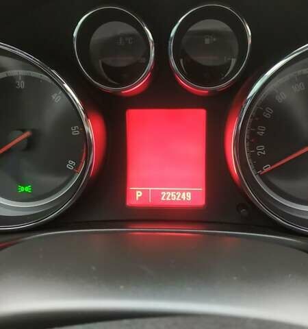 Коричневий Опель Інсігнія, об'ємом двигуна 2 л та пробігом 225 тис. км за 9000 $, фото 7 на Automoto.ua