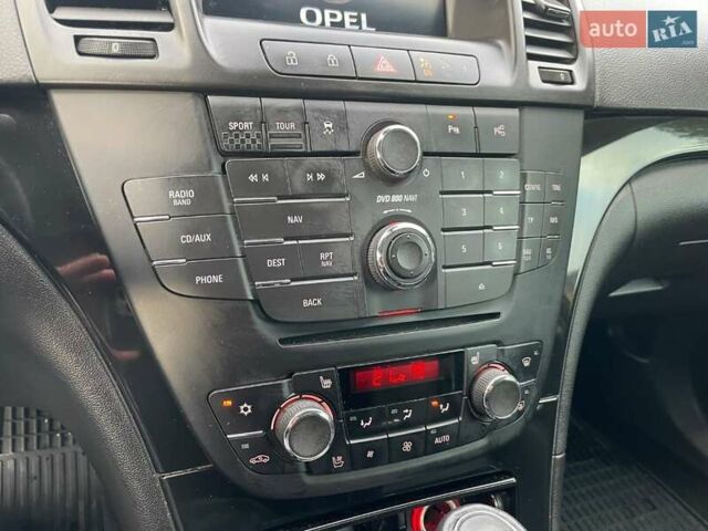 Коричневый Опель Инсигния, объемом двигателя 1.96 л и пробегом 274 тыс. км за 8500 $, фото 11 на Automoto.ua