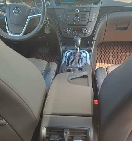 Коричневий Опель Інсігнія, об'ємом двигуна 1.96 л та пробігом 202 тис. км за 10000 $, фото 11 на Automoto.ua