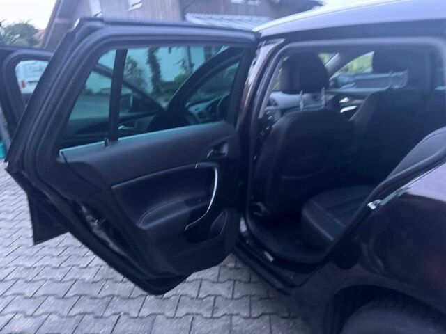 Коричневый Опель Инсигния, объемом двигателя 2 л и пробегом 263 тыс. км за 7999 $, фото 12 на Automoto.ua