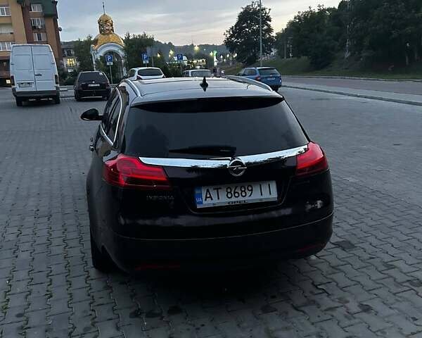 Коричневый Опель Инсигния, объемом двигателя 1.96 л и пробегом 260 тыс. км за 8500 $, фото 2 на Automoto.ua