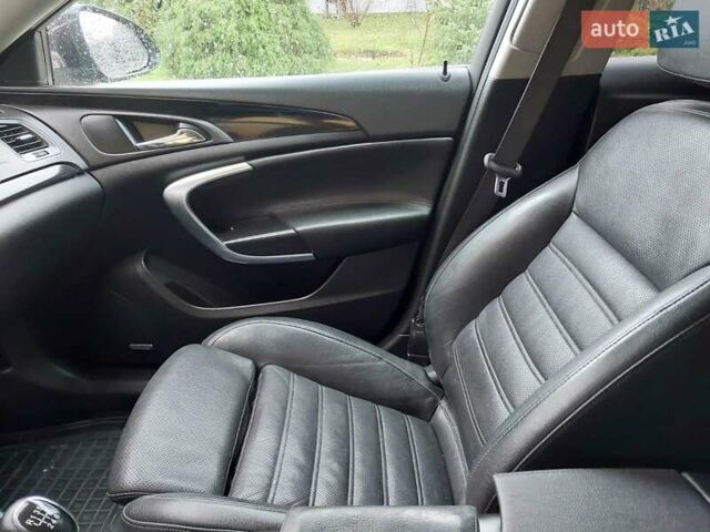 Коричневый Опель Инсигния, объемом двигателя 2 л и пробегом 260 тыс. км за 8000 $, фото 7 на Automoto.ua