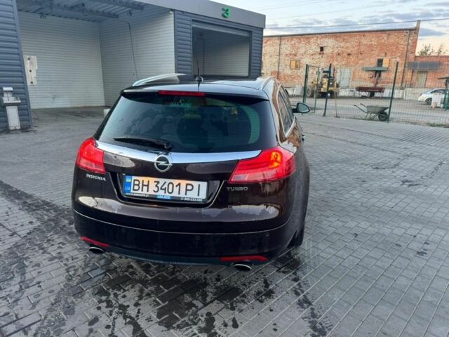 Коричневый Опель Инсигния, объемом двигателя 2 л и пробегом 250 тыс. км за 6000 $, фото 2 на Automoto.ua