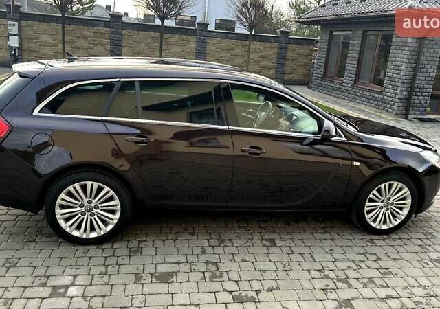 Коричневый Опель Инсигния, объемом двигателя 1.6 л и пробегом 187 тыс. км за 8550 $, фото 10 на Automoto.ua