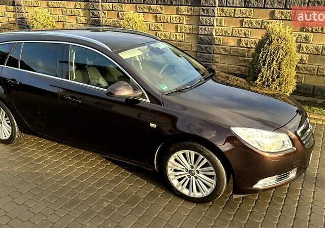 Коричневый Опель Инсигния, объемом двигателя 1.6 л и пробегом 187 тыс. км за 8550 $, фото 18 на Automoto.ua