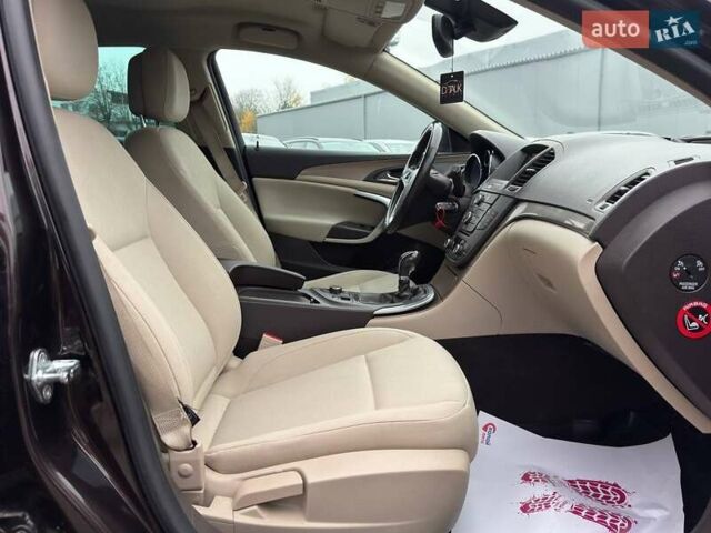 Коричневый Опель Инсигния, объемом двигателя 1.96 л и пробегом 198 тыс. км за 9700 $, фото 18 на Automoto.ua