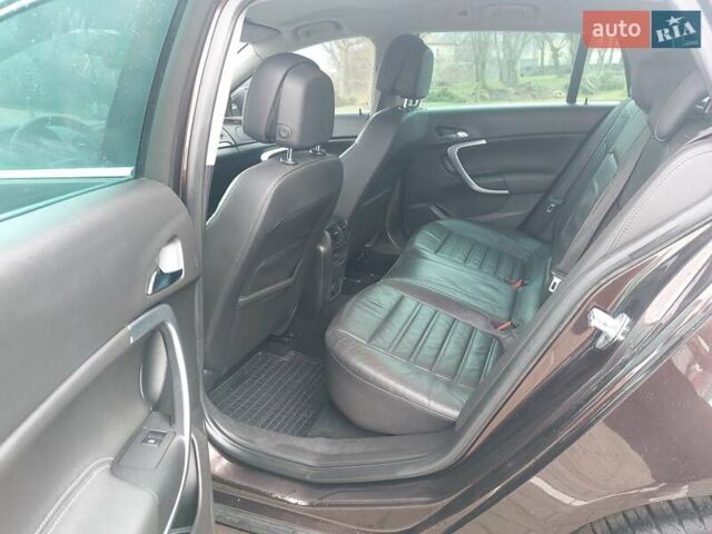 Коричневий Опель Інсігнія, об'ємом двигуна 1.96 л та пробігом 249 тис. км за 8500 $, фото 35 на Automoto.ua