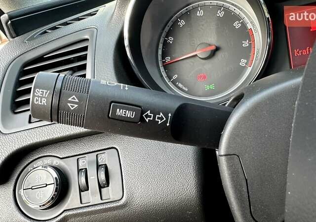 Коричневый Опель Инсигния, объемом двигателя 1.6 л и пробегом 187 тыс. км за 8550 $, фото 58 на Automoto.ua