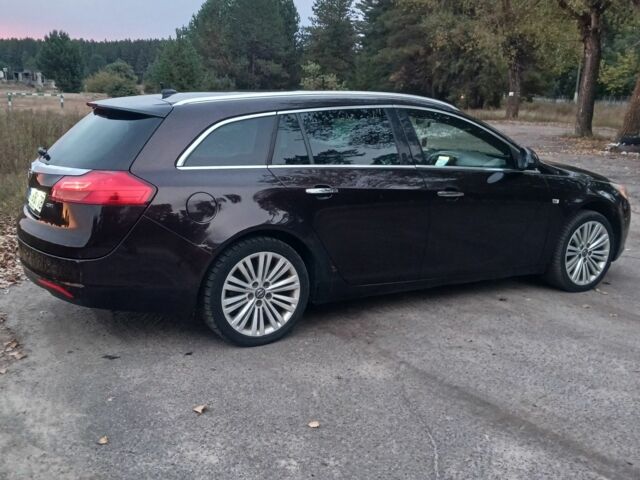 Коричневый Опель Инсигния, объемом двигателя 2 л и пробегом 350 тыс. км за 4250 $, фото 2 на Automoto.ua