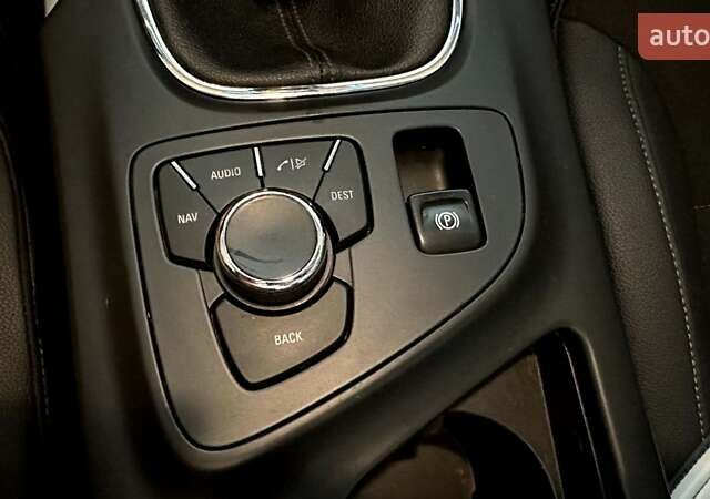 Коричневый Опель Инсигния, объемом двигателя 1.6 л и пробегом 187 тыс. км за 8550 $, фото 50 на Automoto.ua