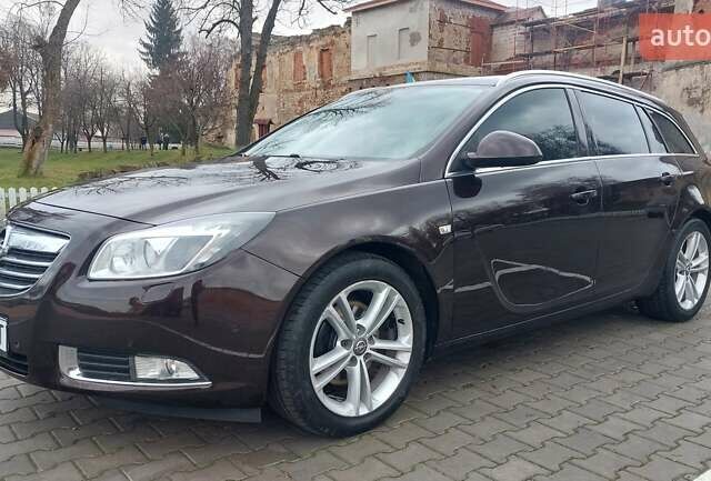 Коричневий Опель Інсігнія, об'ємом двигуна 1.96 л та пробігом 249 тис. км за 8500 $, фото 4 на Automoto.ua
