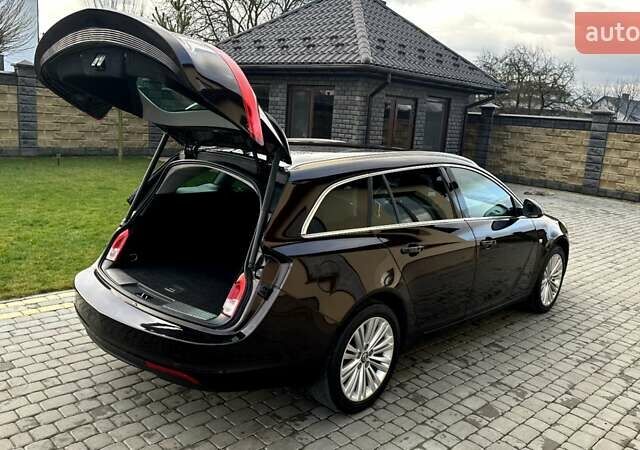 Коричневый Опель Инсигния, объемом двигателя 1.6 л и пробегом 187 тыс. км за 8550 $, фото 12 на Automoto.ua