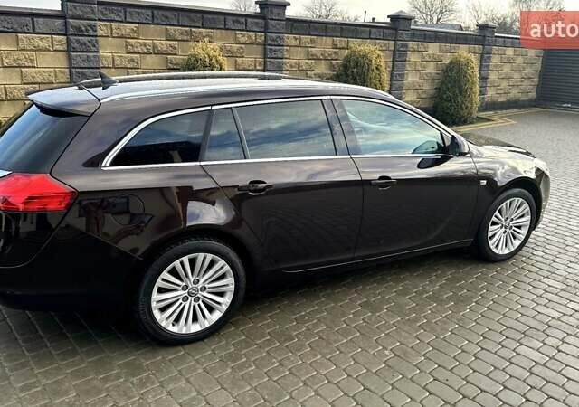 Коричневый Опель Инсигния, объемом двигателя 1.6 л и пробегом 187 тыс. км за 8550 $, фото 16 на Automoto.ua