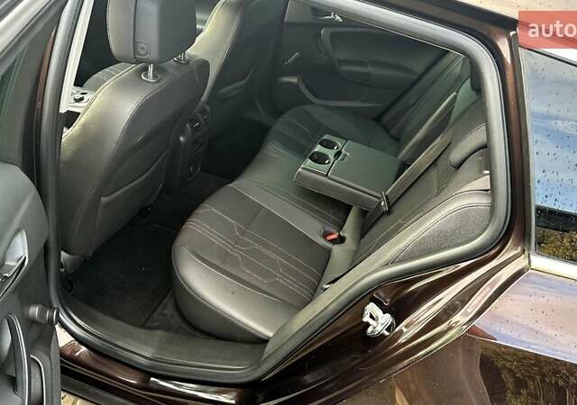 Коричневый Опель Инсигния, объемом двигателя 1.6 л и пробегом 187 тыс. км за 8550 $, фото 55 на Automoto.ua