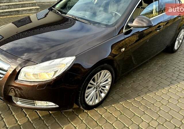 Коричневый Опель Инсигния, объемом двигателя 1.6 л и пробегом 187 тыс. км за 8550 $, фото 8 на Automoto.ua