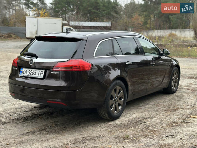 Коричневий Опель Інсігнія, об'ємом двигуна 1.96 л та пробігом 220 тис. км за 9800 $, фото 4 на Automoto.ua