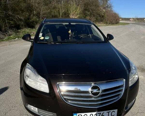 Коричневий Опель Інсігнія, об'ємом двигуна 1.96 л та пробігом 286 тис. км за 7700 $, фото 11 на Automoto.ua