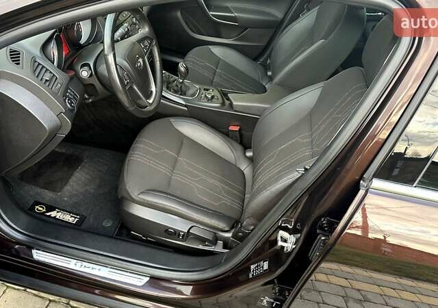 Коричневый Опель Инсигния, объемом двигателя 1.6 л и пробегом 187 тыс. км за 8550 $, фото 38 на Automoto.ua