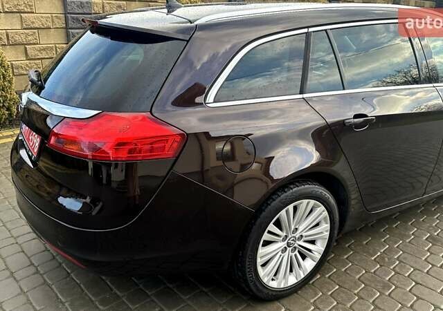 Коричневый Опель Инсигния, объемом двигателя 1.6 л и пробегом 187 тыс. км за 8550 $, фото 17 на Automoto.ua