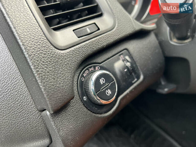 Коричневый Опель Инсигния, объемом двигателя 2 л и пробегом 252 тыс. км за 8900 $, фото 16 на Automoto.ua