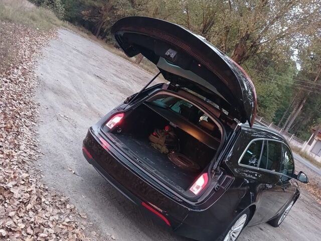 Коричневый Опель Инсигния, объемом двигателя 2 л и пробегом 350 тыс. км за 4250 $, фото 6 на Automoto.ua