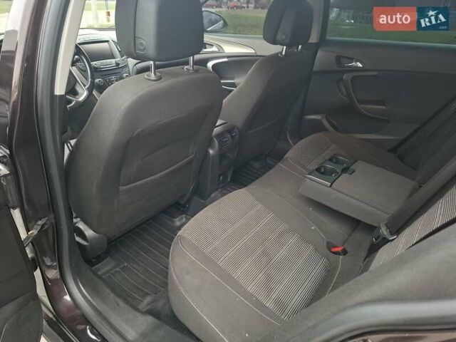 Коричневый Опель Инсигния, объемом двигателя 1.96 л и пробегом 252 тыс. км за 9600 $, фото 18 на Automoto.ua