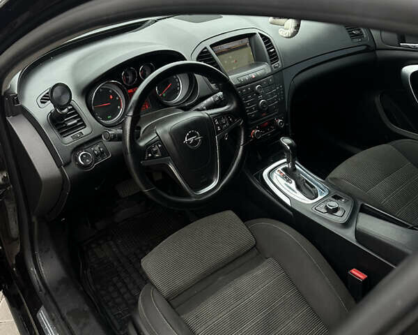 Коричневый Опель Инсигния, объемом двигателя 1.96 л и пробегом 310 тыс. км за 7900 $, фото 7 на Automoto.ua