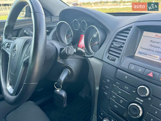 Коричневий Опель Інсігнія, об'ємом двигуна 1.96 л та пробігом 225 тис. км за 8700 $, фото 5 на Automoto.ua