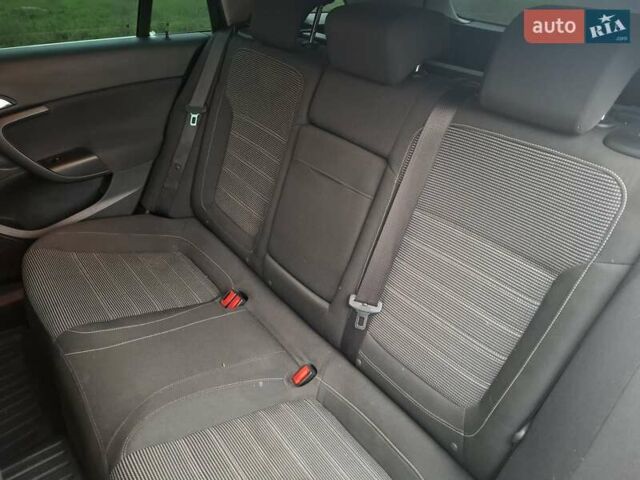 Коричневый Опель Инсигния, объемом двигателя 1.96 л и пробегом 252 тыс. км за 9600 $, фото 17 на Automoto.ua