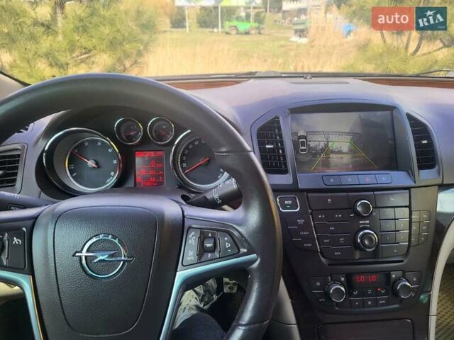 Коричневий Опель Інсігнія, об'ємом двигуна 1.96 л та пробігом 273 тис. км за 9000 $, фото 4 на Automoto.ua