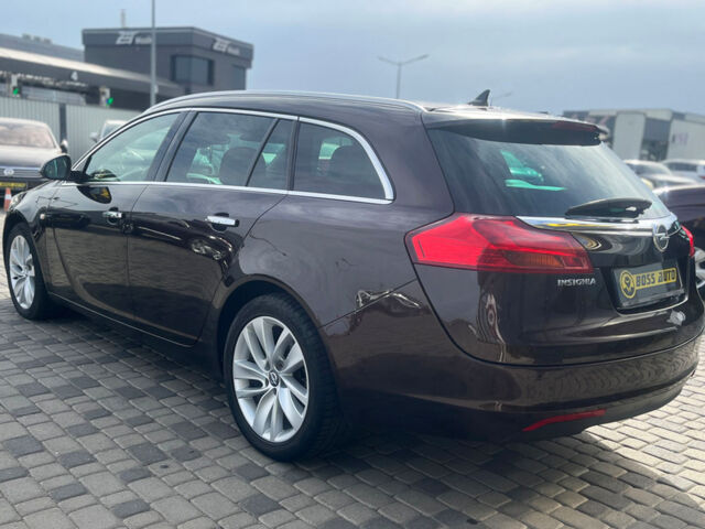 Коричневый Опель Инсигния, объемом двигателя 2 л и пробегом 246 тыс. км за 9600 $, фото 4 на Automoto.ua