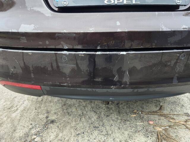 Коричневый Опель Инсигния, объемом двигателя 2 л и пробегом 236 тыс. км за 7600 $, фото 6 на Automoto.ua