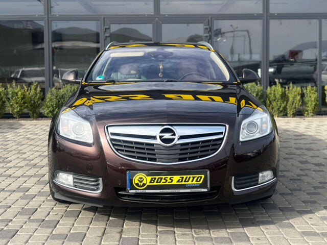 Коричневый Опель Инсигния, объемом двигателя 2 л и пробегом 246 тыс. км за 9600 $, фото 1 на Automoto.ua