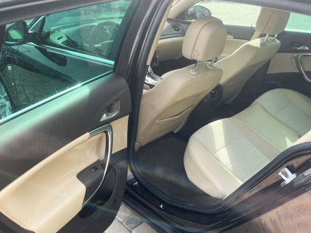 Коричневый Опель Инсигния, объемом двигателя 2 л и пробегом 246 тыс. км за 9600 $, фото 23 на Automoto.ua