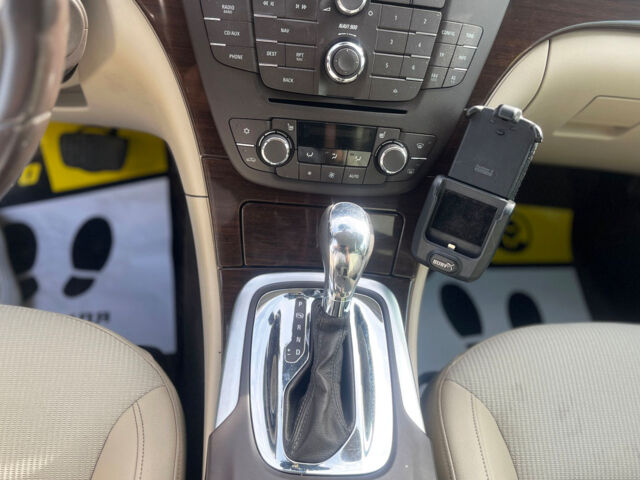 Коричневый Опель Инсигния, объемом двигателя 2 л и пробегом 246 тыс. км за 9600 $, фото 17 на Automoto.ua