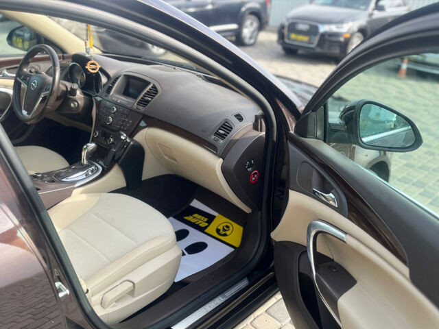 Коричневый Опель Инсигния, объемом двигателя 2 л и пробегом 246 тыс. км за 9600 $, фото 22 на Automoto.ua