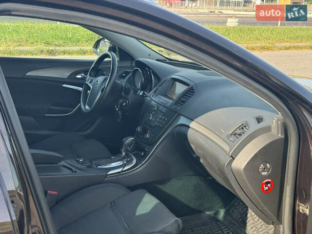 Коричневий Опель Інсігнія, об'ємом двигуна 1.96 л та пробігом 225 тис. км за 8700 $, фото 11 на Automoto.ua