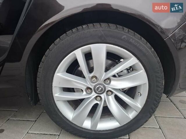 Коричневый Опель Инсигния, объемом двигателя 1.96 л и пробегом 252 тыс. км за 9600 $, фото 19 на Automoto.ua