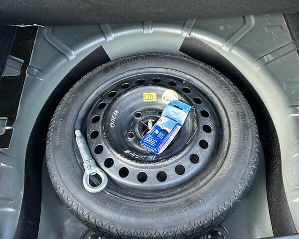 Коричневый Опель Инсигния, объемом двигателя 2 л и пробегом 260 тыс. км за 10850 $, фото 15 на Automoto.ua